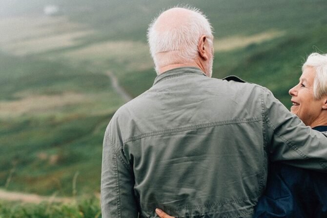 How to Choose the Best Adult Diapers for Men