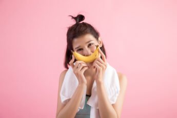 banana peel for skin care